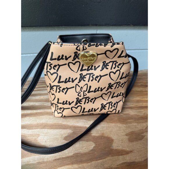 Luv Betsey By Betsey Johnson Handbags - Betsey Johnson Luv Betsey Crossbody Bag Purse Pink Black Heart Print NWT